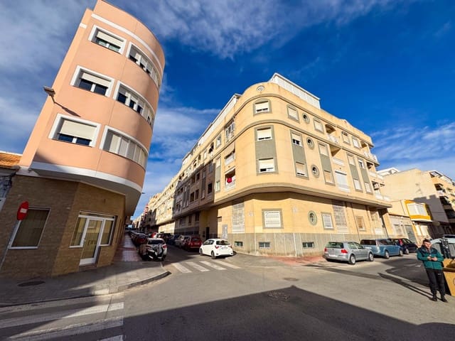 2 slaapkamer Appartement te koop in Centro - Muelle Pesquero, Torrevieja met zwembad - € 149.000 (Ref: 9428635)