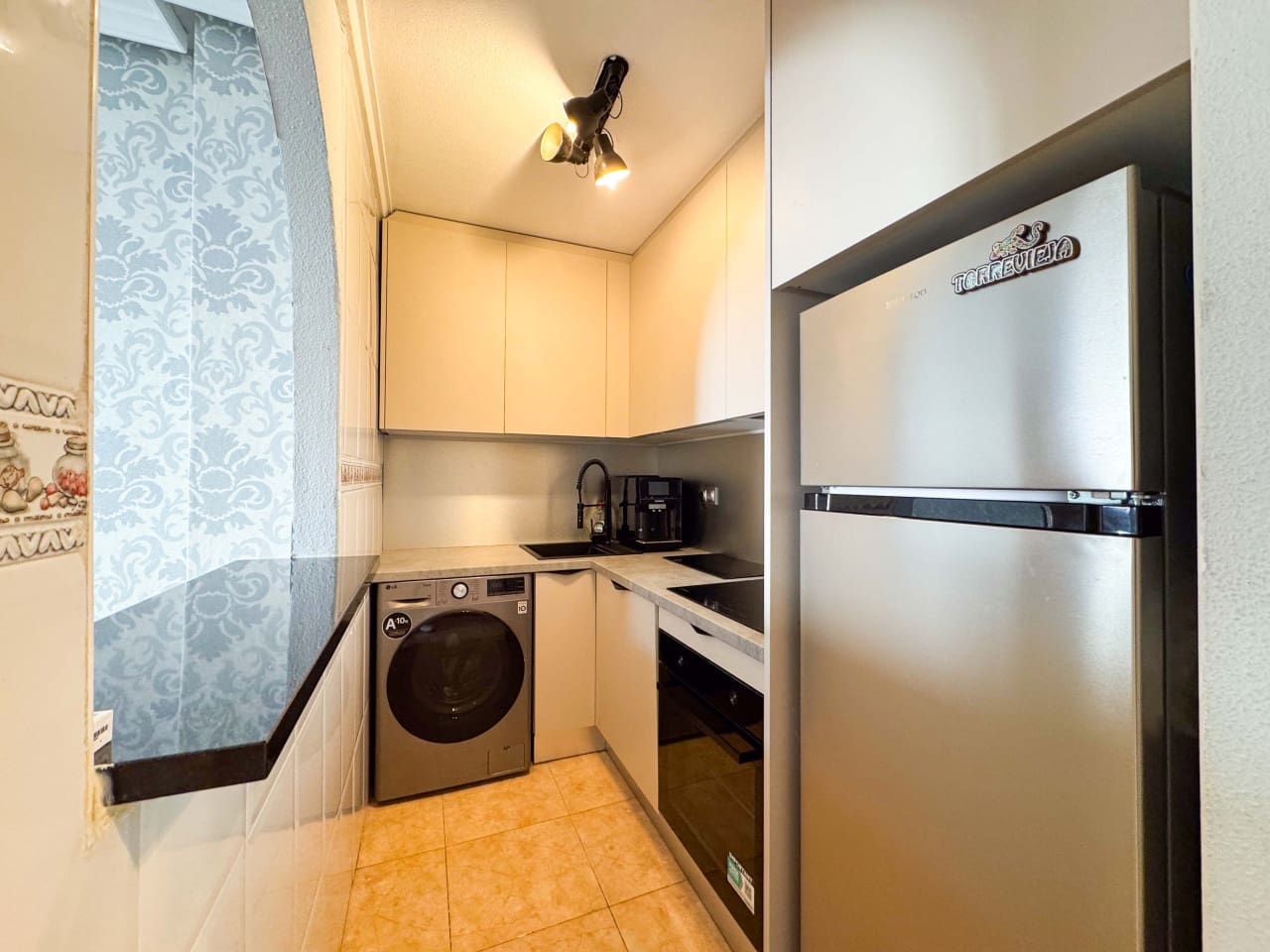 2 slaapkamer Appartement te koop in Torrevieja met zwembad - € 149.000 (Ref: 9428635)