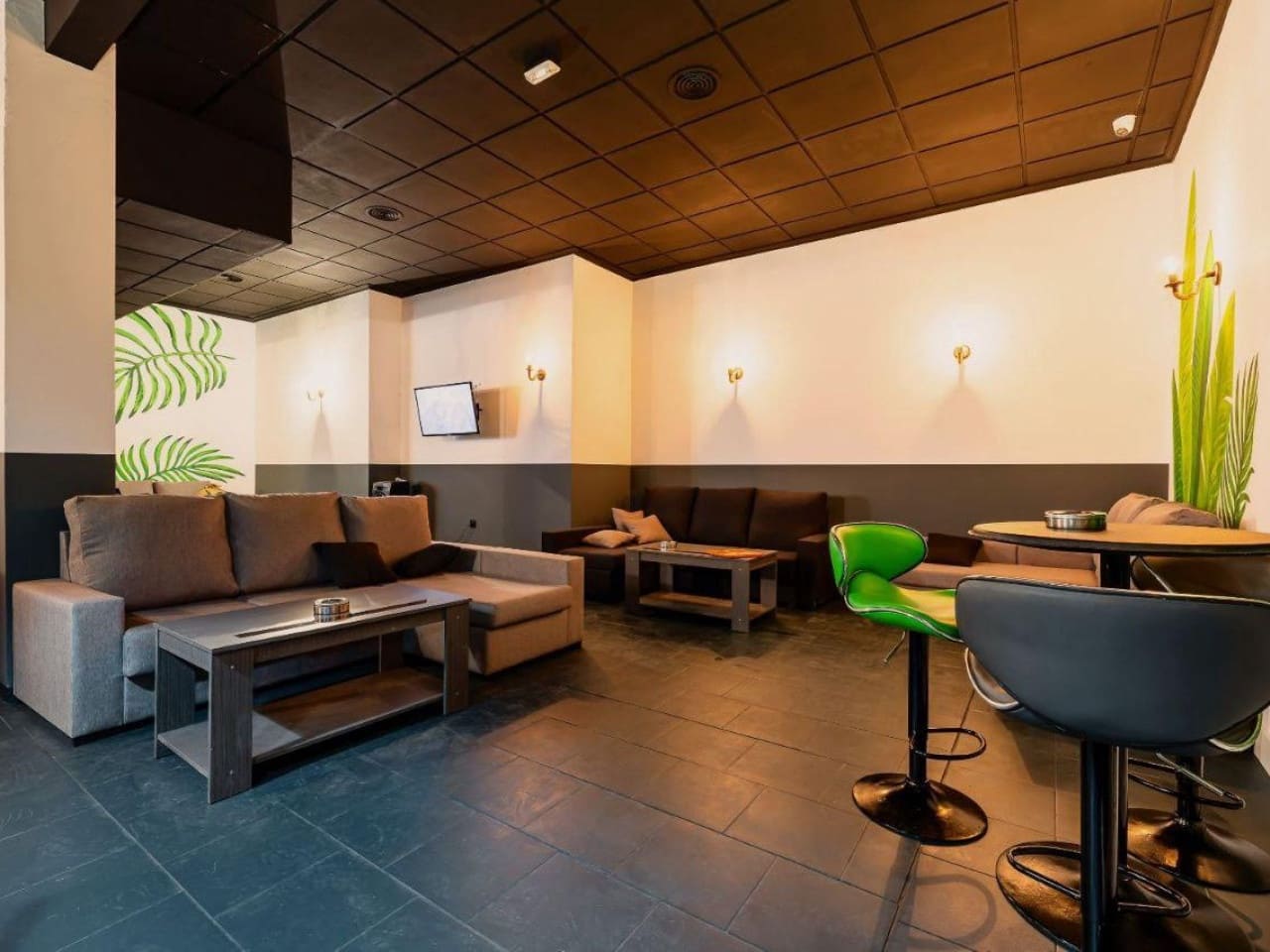 Erhverv til salg i Torrevieja - € 199.000 (Ref: 9447430)