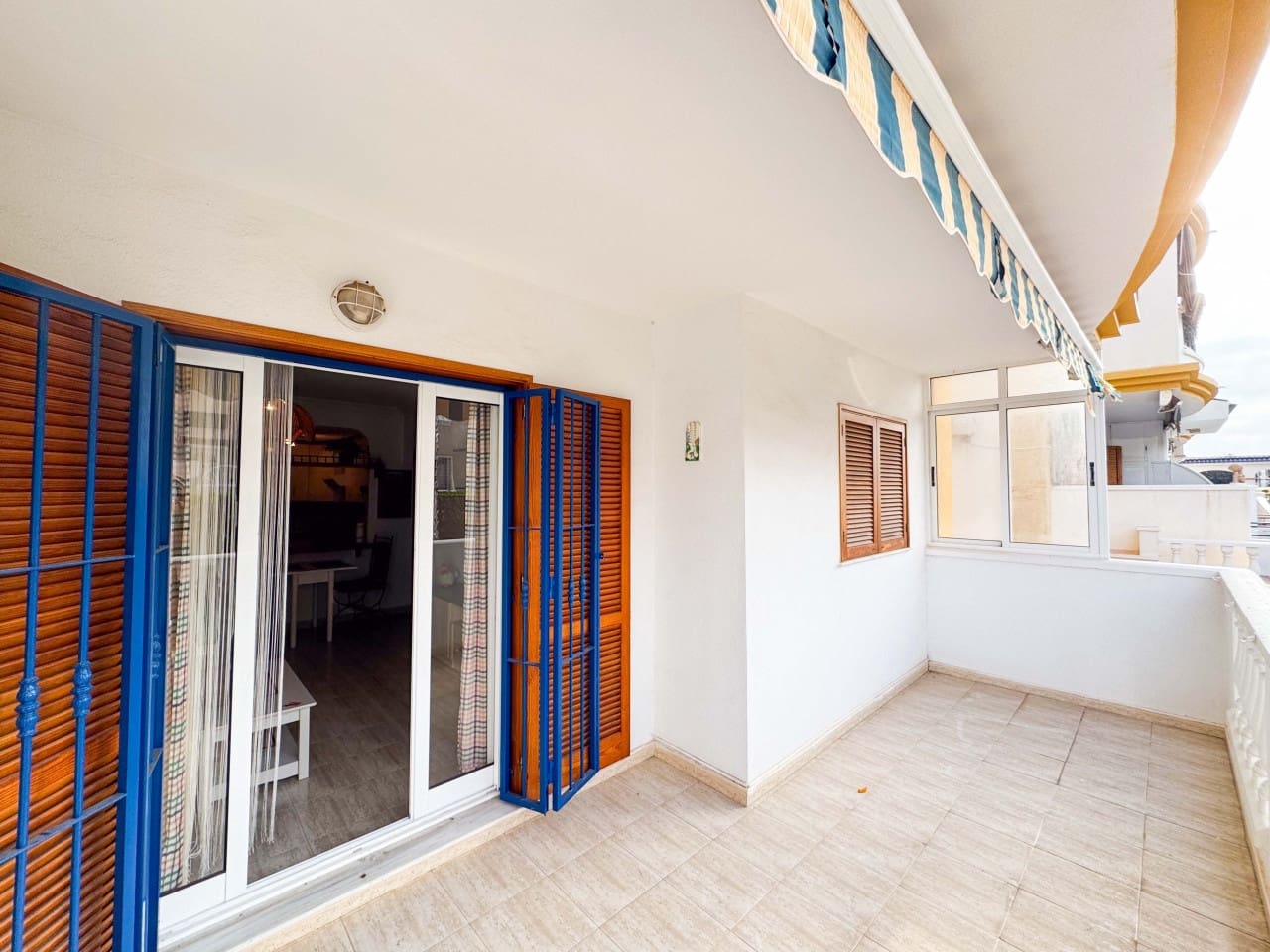 2 bedroom Apartment for sale in Torrevieja with pool garage - € 199,000 (Ref: 9447431)