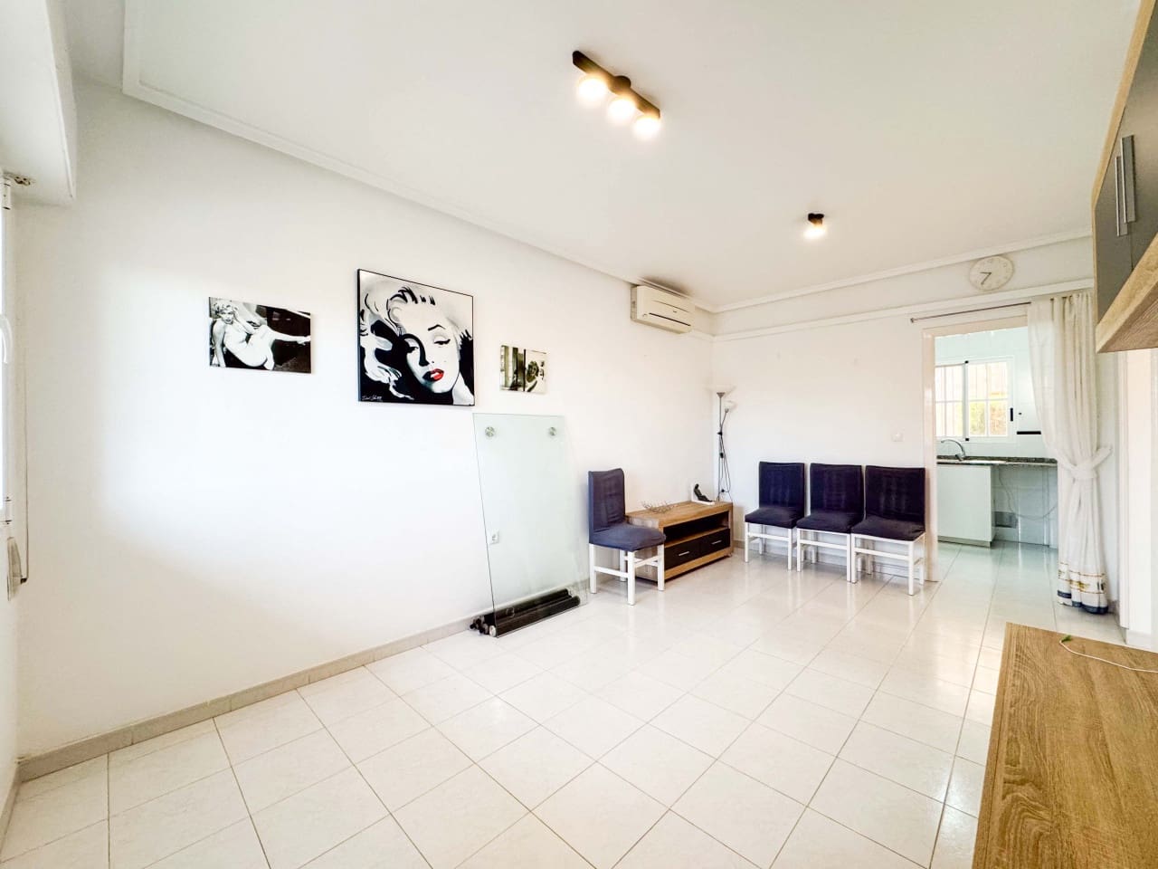 2 Zimmer Apartment zu verkaufen in Torrevieja mit Pool - 139.900 € (Ref: 9449275)