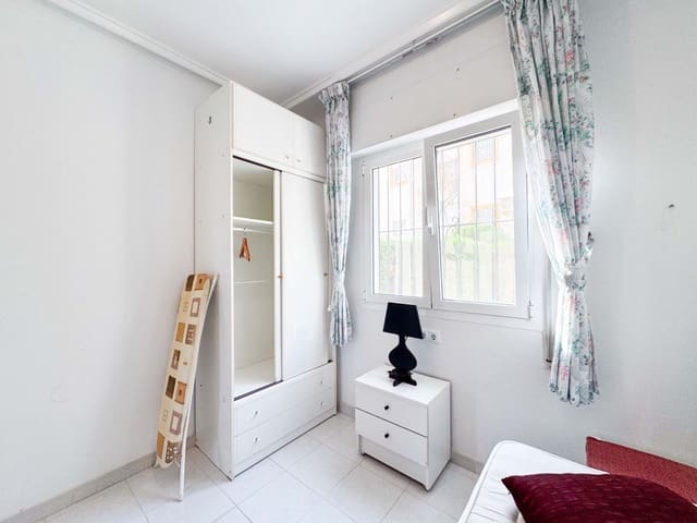 2 Zimmer Apartment zu verkaufen in Torreblanca, Torrevieja mit Pool - 139.900 € (Ref: 9449275)