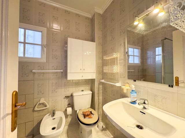 2 Zimmer Apartment zu verkaufen in Torreblanca, Torrevieja mit Pool - 139.900 € (Ref: 9449275)