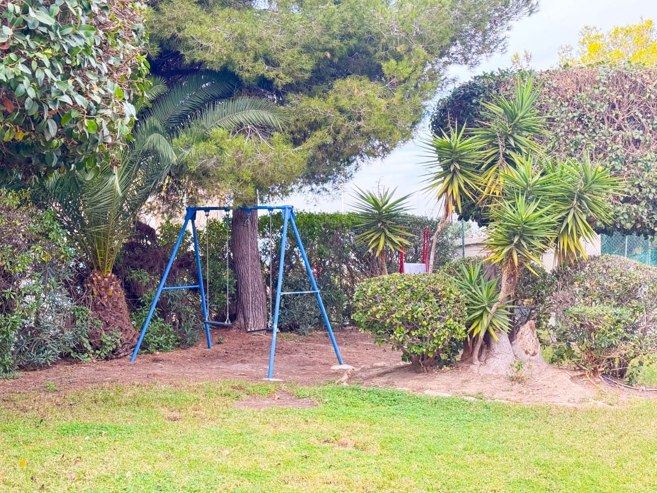 2 Zimmer Apartment zu verkaufen in Torrevieja mit Pool - 139.900 € (Ref: 9449275)