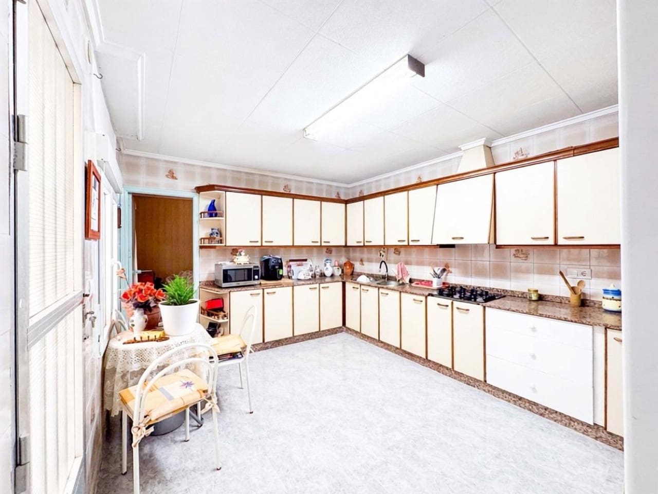 3 bedroom Apartment for sale in Torrevieja - € 160,990 (Ref: 9450503)