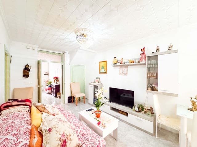 Apartamento de 3 habitaciones en Las Piscinas Naturales, Torrevieja en venta - 158.990 € (Ref: 9450503)