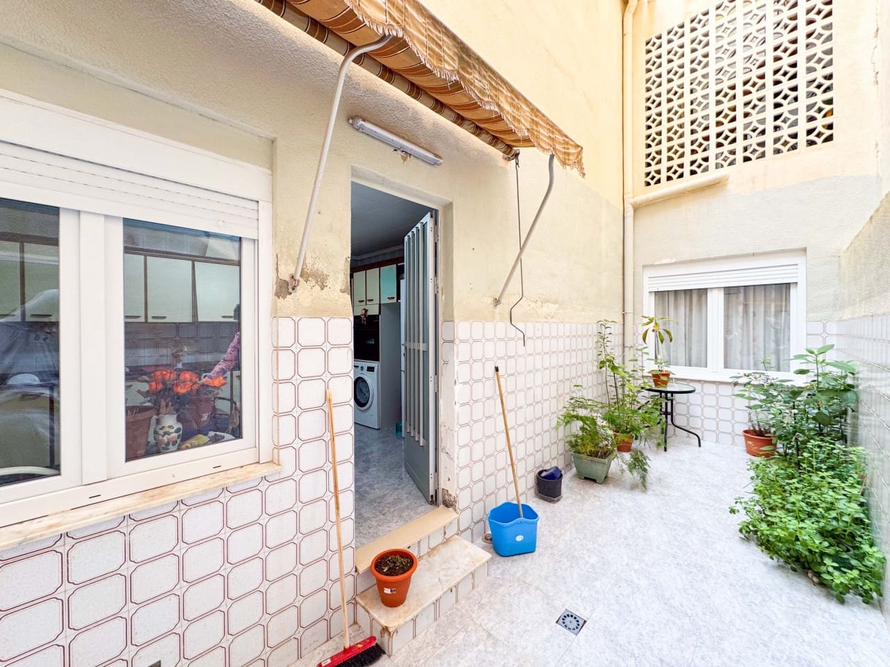 3 bedroom Apartment for sale in Torrevieja - € 160,990 (Ref: 9450503)