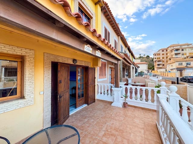 3 bedroom Townhouse for sale in Torre del Moro, Torrevieja with garage - € 199,000 (Ref: 9452875)