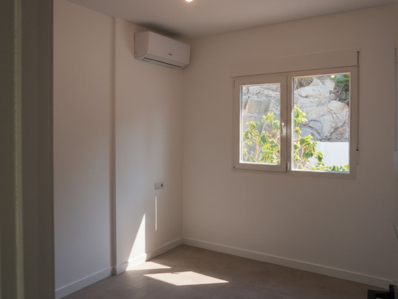 Chalet de 3 habitaciones en El Campello en venta con garaje - 550.000 € (Ref: 9464868)