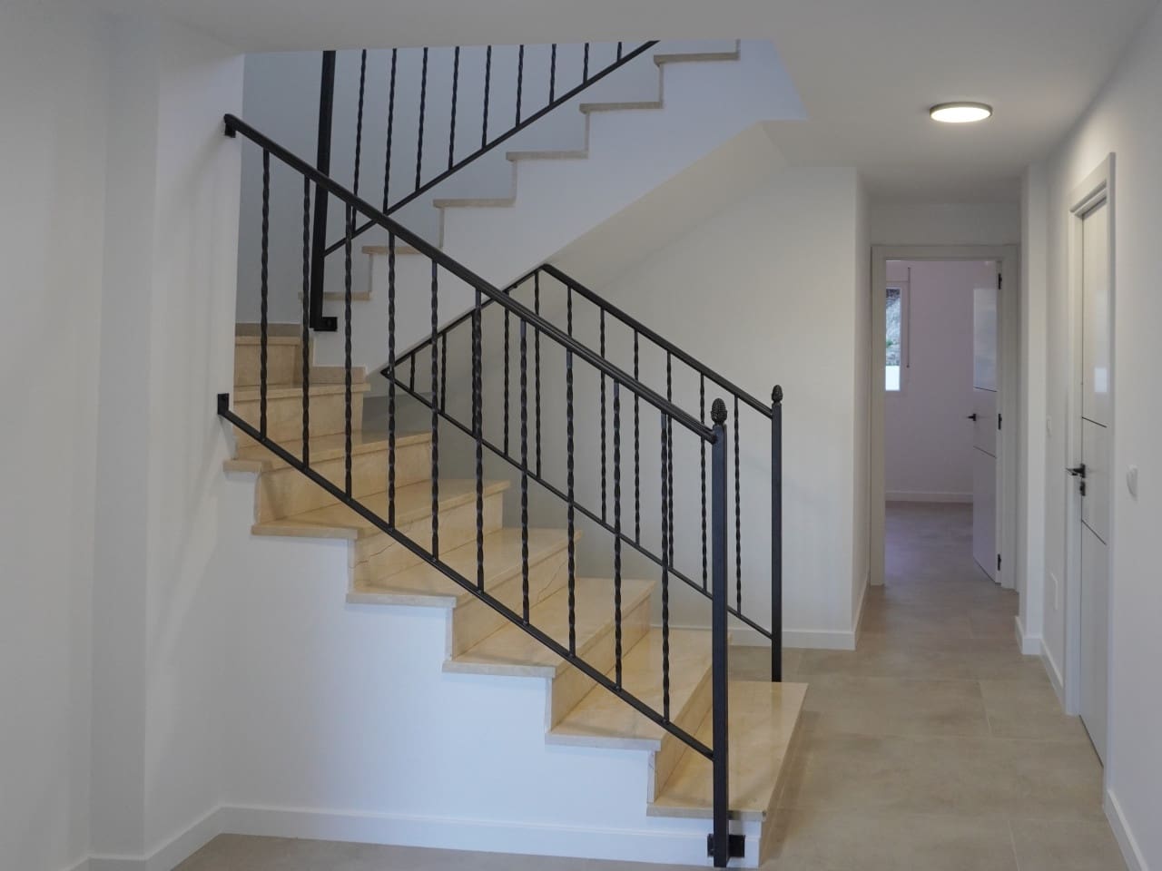 Chalet de 3 habitaciones en El Campello en venta con garaje - 550.000 € (Ref: 9464868)