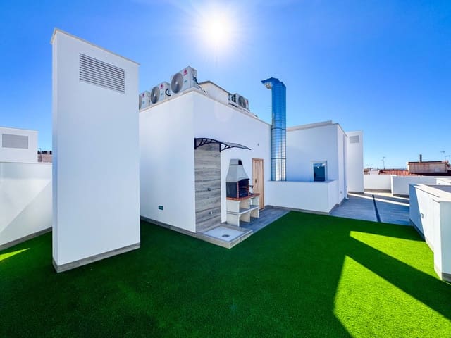 2 bedroom Apartment for sale in Torrevieja with garage - € 209,000 (Ref: 9470713)