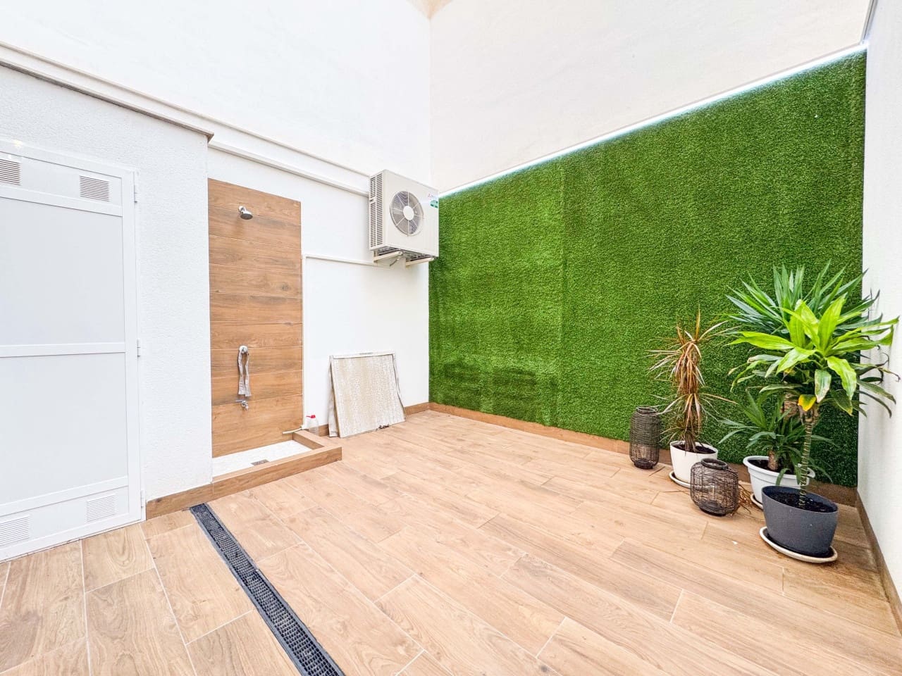 2 sovrum Lägenhet till salu i Torrevieja - 230 000 € (Ref: 9489781)