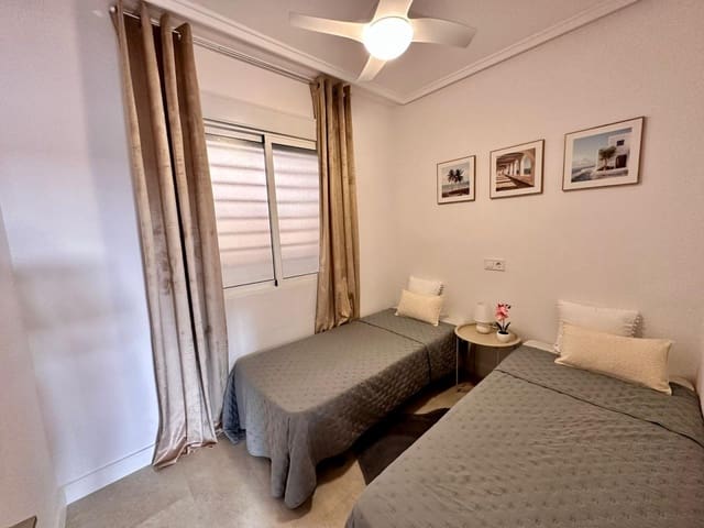 2 bedroom Apartment for sale in Playa de los Locos, Torrevieja with pool - € 169,900 (Ref: 9497789)