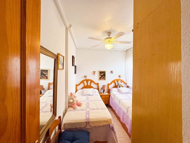 2 slaapkamer Villa te koop in Parque de las Naciones, Torrevieja met zwembad garage - € 159.900 (Ref: 9502924)