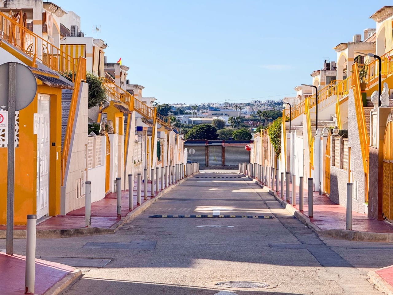 2 soverom Villa til salgs i Torrevieja med svømmebasseng garasje - € 159 900 (Ref: 9502924)