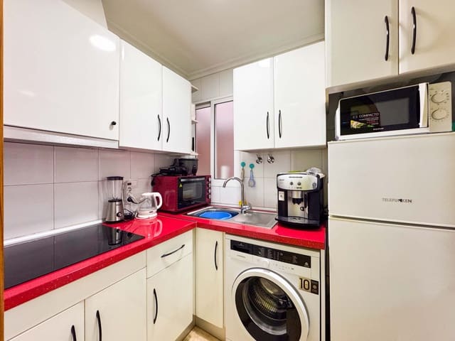 2 makuuhuone Huoneisto myytävänä paikassa Las Piscinas Naturales, Torrevieja - 140 000 € (Ref: 9532422)