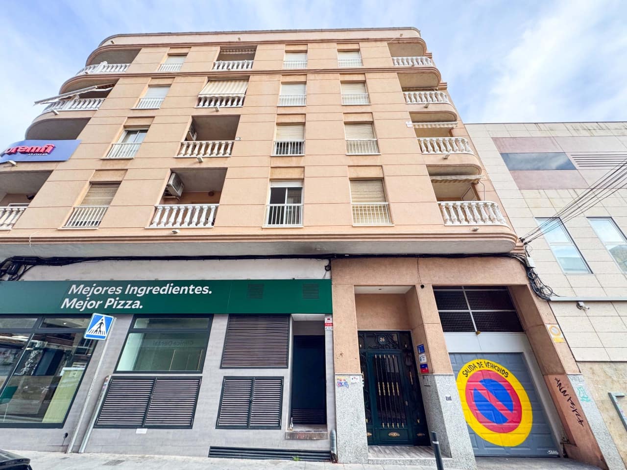 2 makuuhuone Huoneisto myytävänä paikassa Torrevieja - 140 000 € (Ref: 9532422)