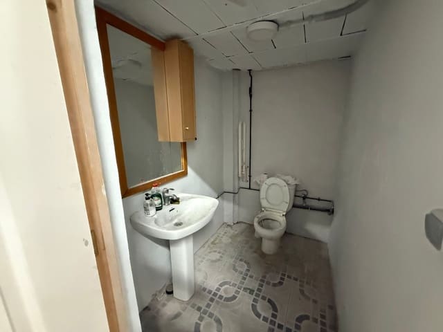 1 quarto Comercial para venda em Parque Acuático - Sector 25, Torrevieja - 14 900 € (Ref: 9532833)