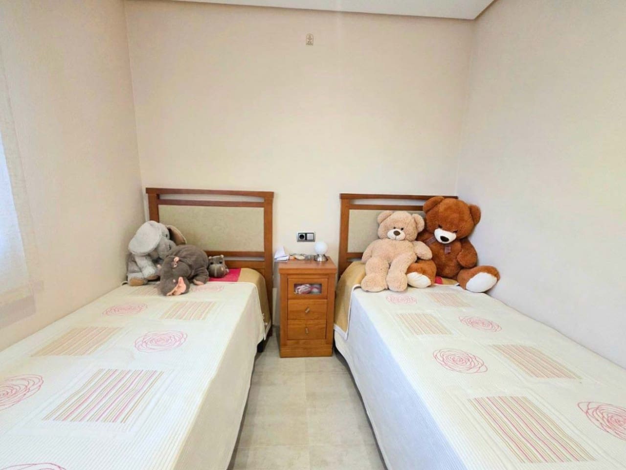 5 sypialnia Willa na sprzedaż w Campoamor z basenem garażem - 739 900 € (Ref: 9532834)