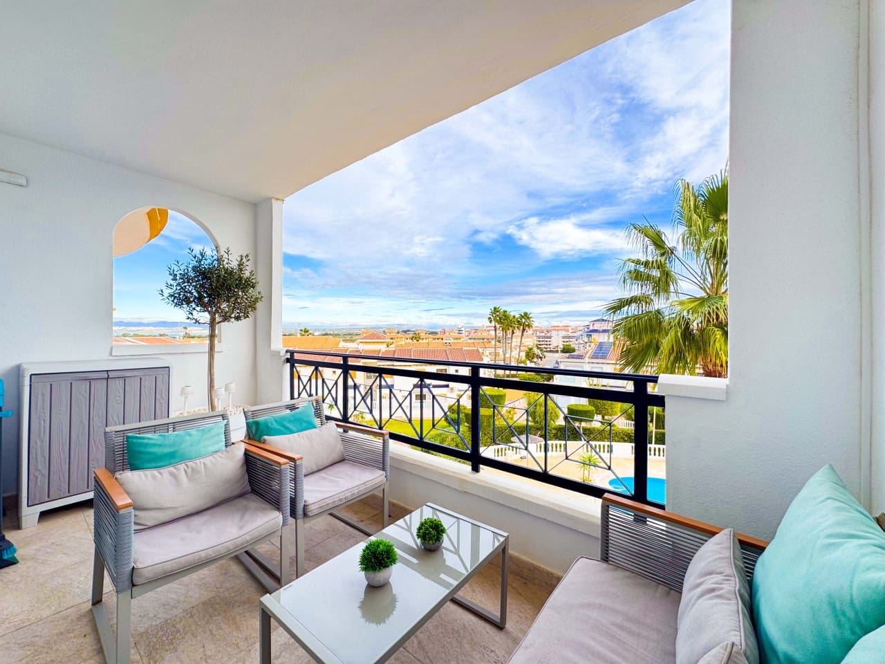 Apartamento para venda em La Mata com piscina - 149 000 € (Ref: 9536282)