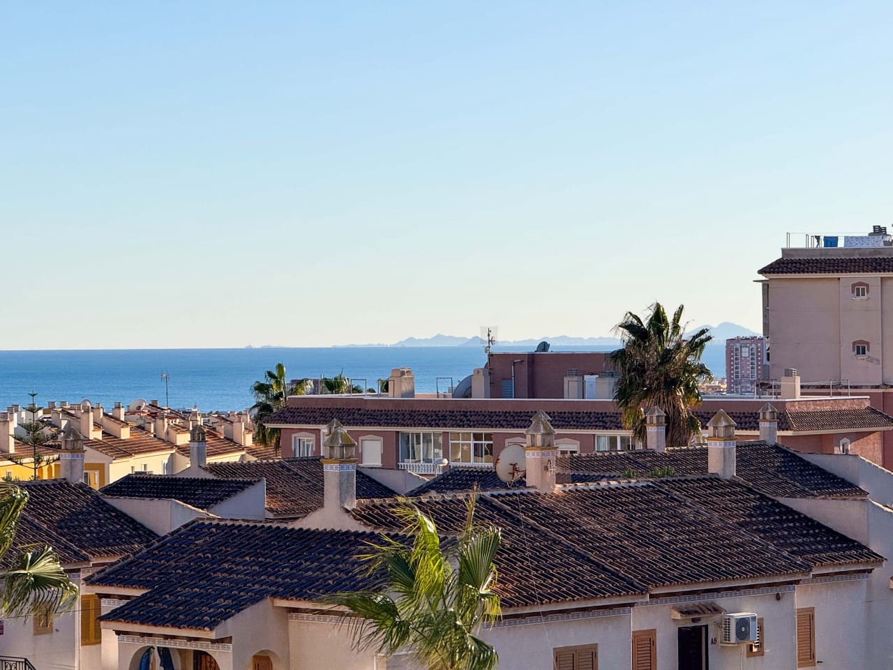 Apartamento para venda em Torrevieja com piscina - 97 500 € (Ref: 9538876)