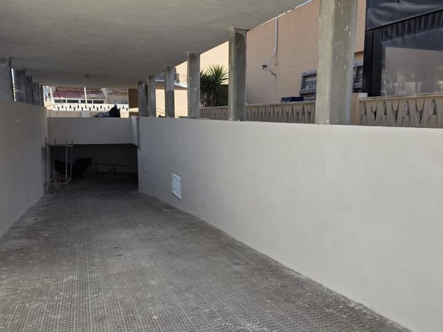 Garage for sale in Los Europeos, Torrevieja - € 17,000 (Ref: 9562193)
