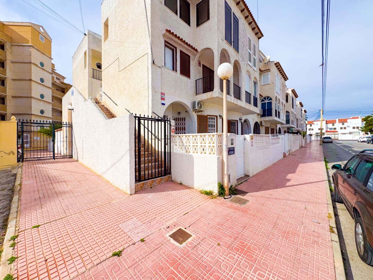 Apartamento de 1 habitación en Torrevieja en venta con piscina - 129.900 € (Ref: 9566832)