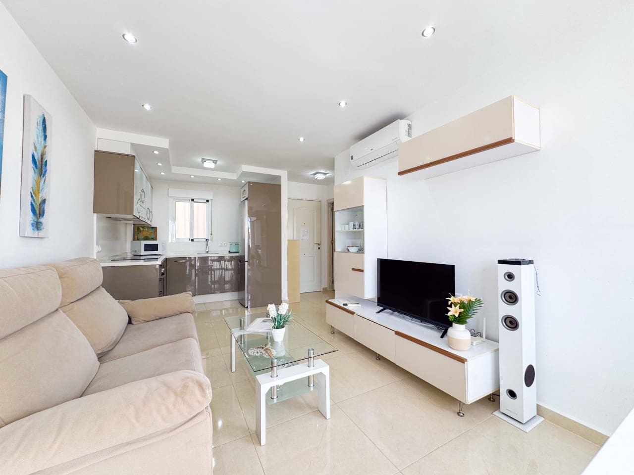 Apartamento de 1 habitación en Torrevieja en venta con piscina - 129.900 € (Ref: 9566832)