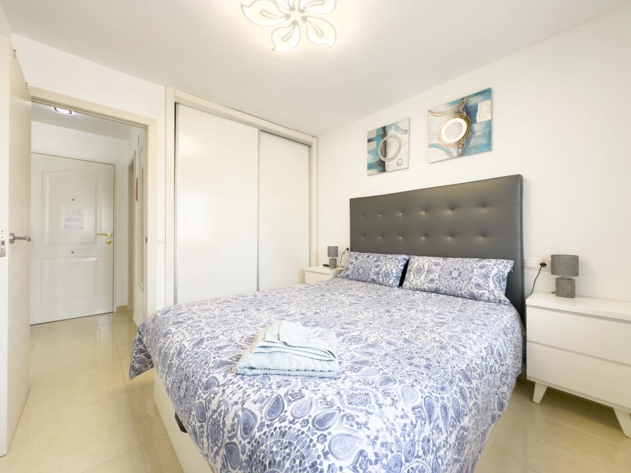 Apartamento de 1 habitación en Torrevieja en venta con piscina - 129.900 € (Ref: 9566832)