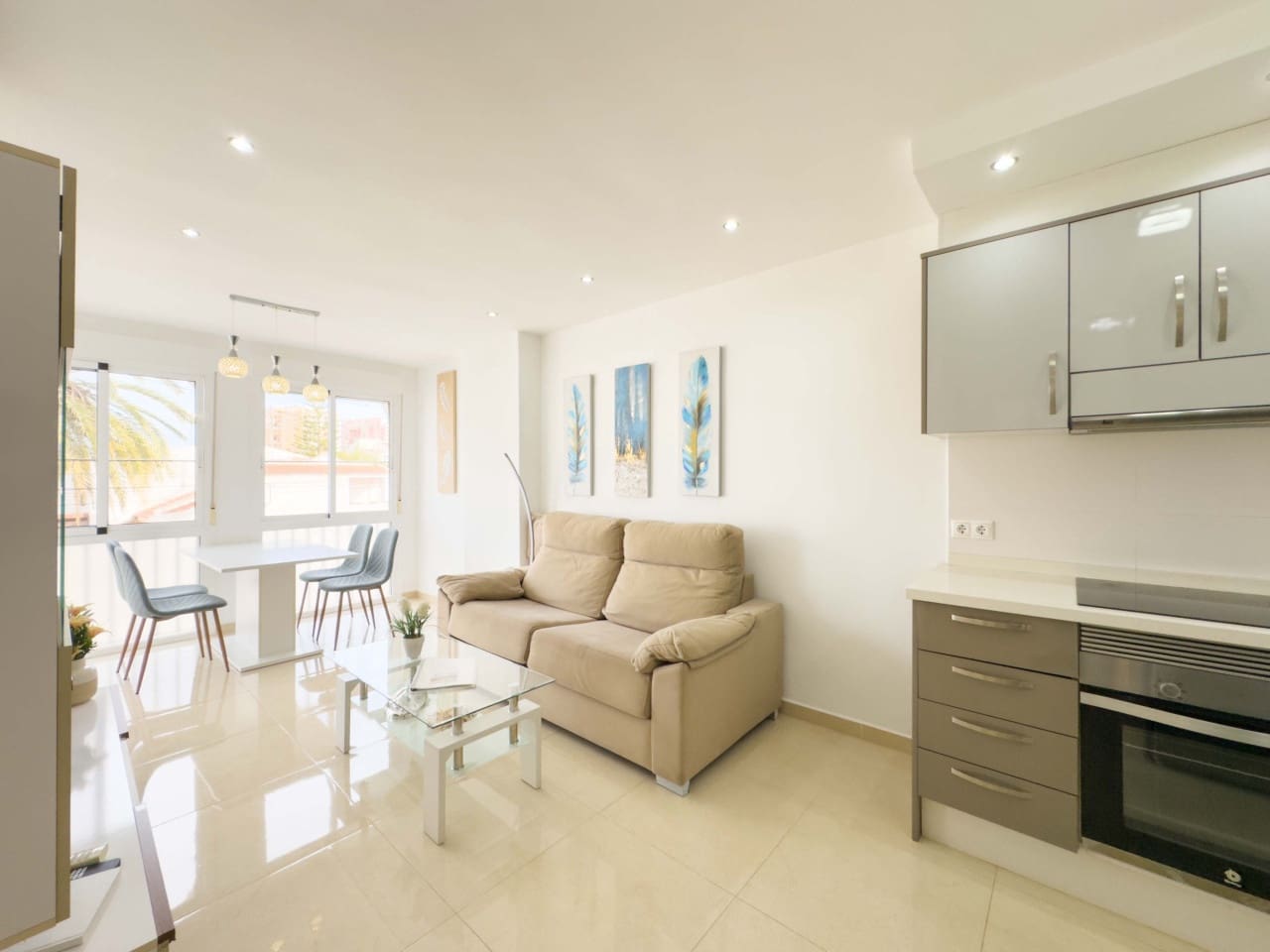 Apartamento de 1 habitación en Torrevieja en venta con piscina - 129.900 € (Ref: 9566832)