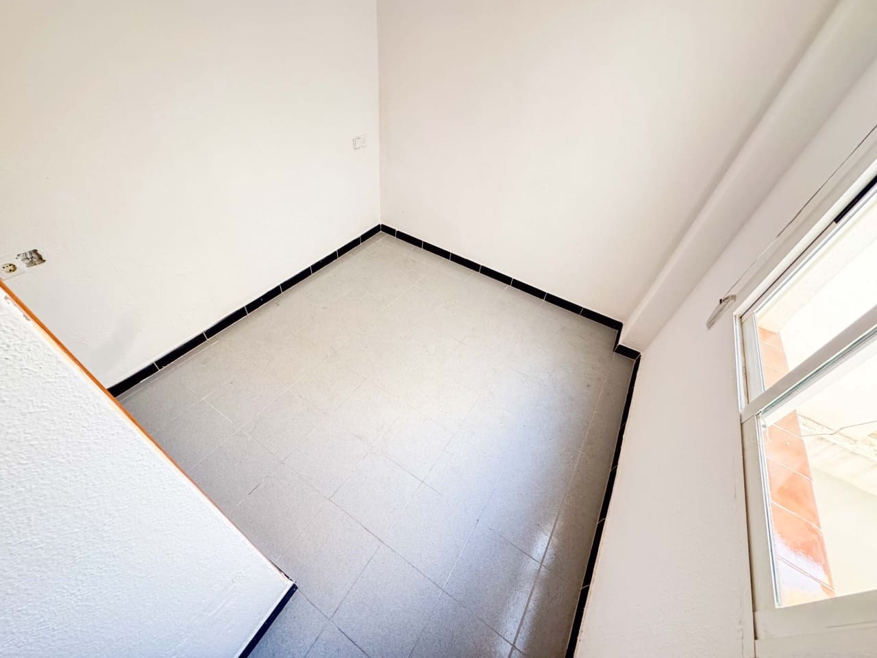 1 quarto Apartamento para venda em Torrevieja - 105 000 € (Ref: 9571586)