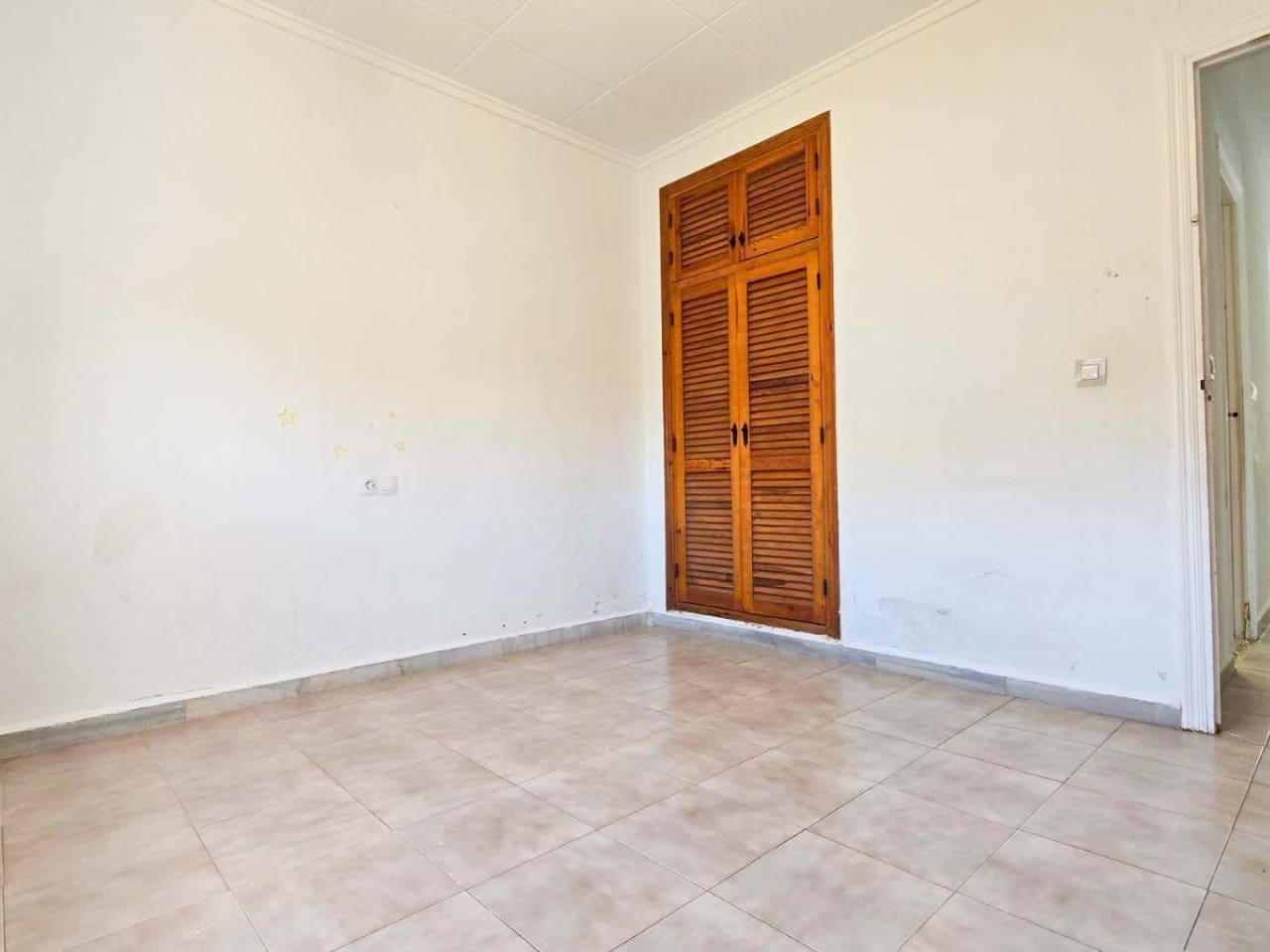 3 sovrum Villa till salu i Torrevieja med garage - 330 000 € (Ref: 9571587)