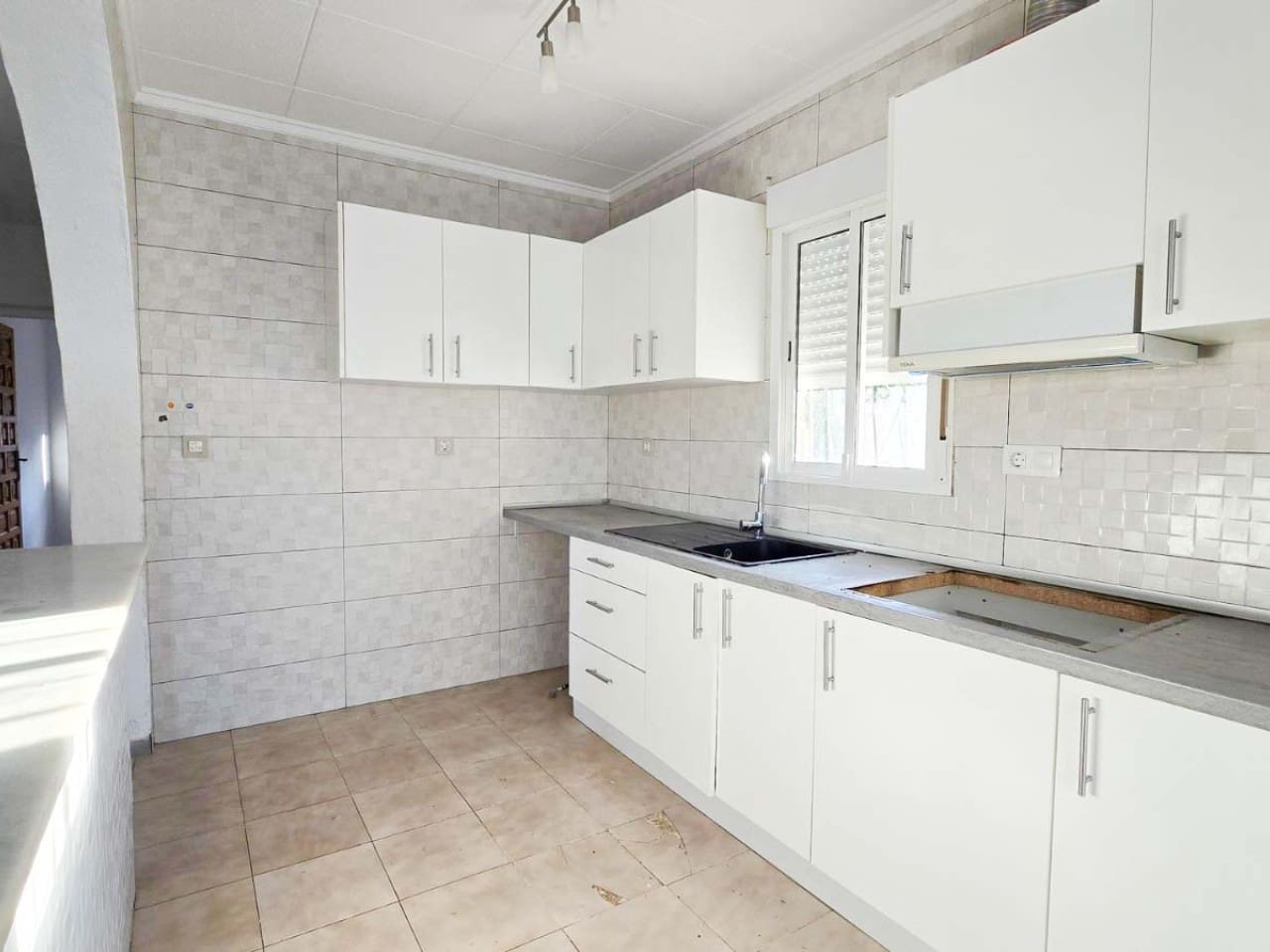 3 sovrum Villa till salu i Torrevieja med garage - 330 000 € (Ref: 9571587)