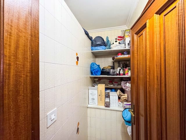 7 quarto Moradia para venda em Elda com garagem - 445 000 € (Ref: 9578173)