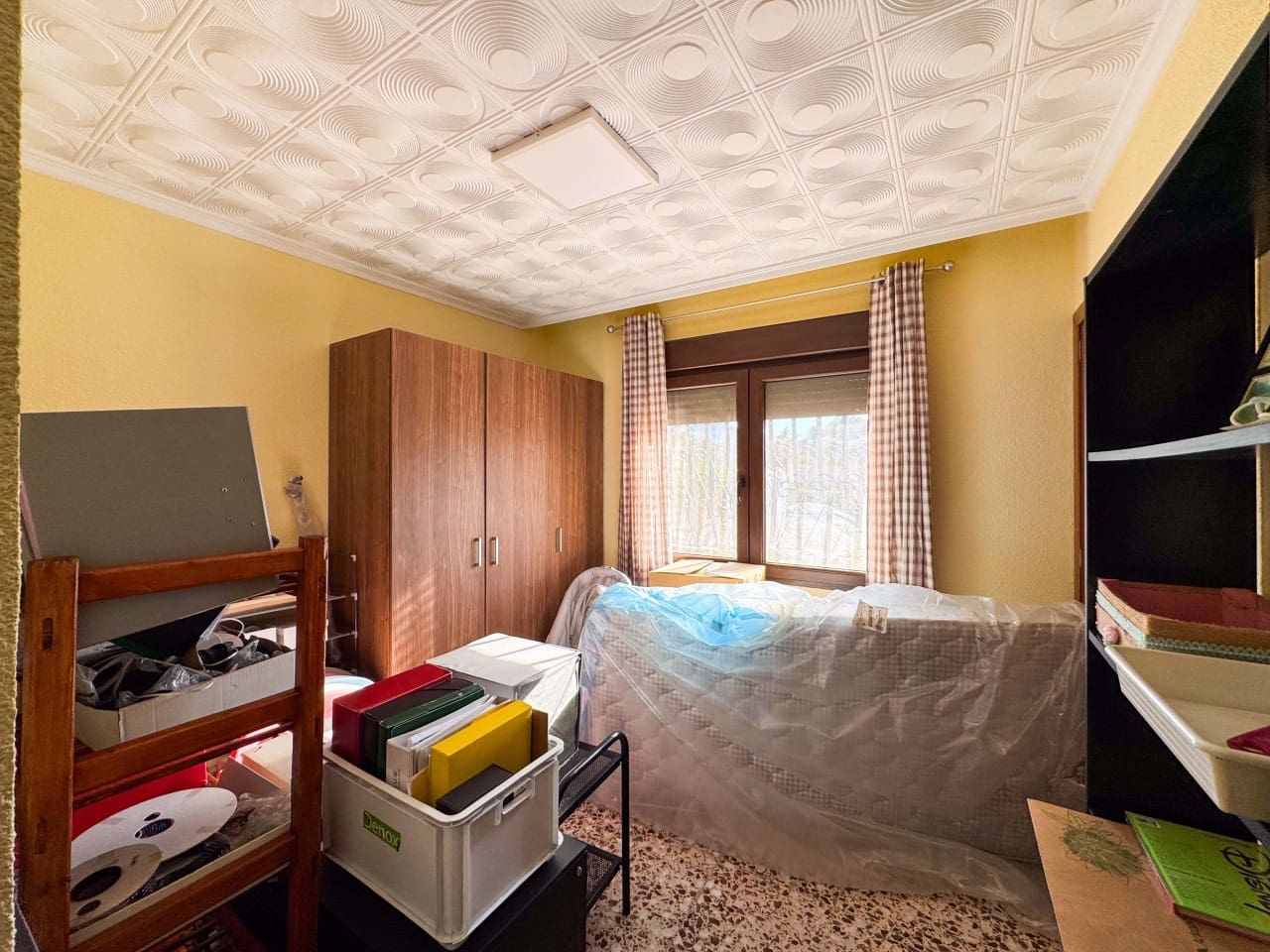 Chalet de 6 habitaciones en Elda en venta con piscina - 545.000 € (Ref: 9578174)