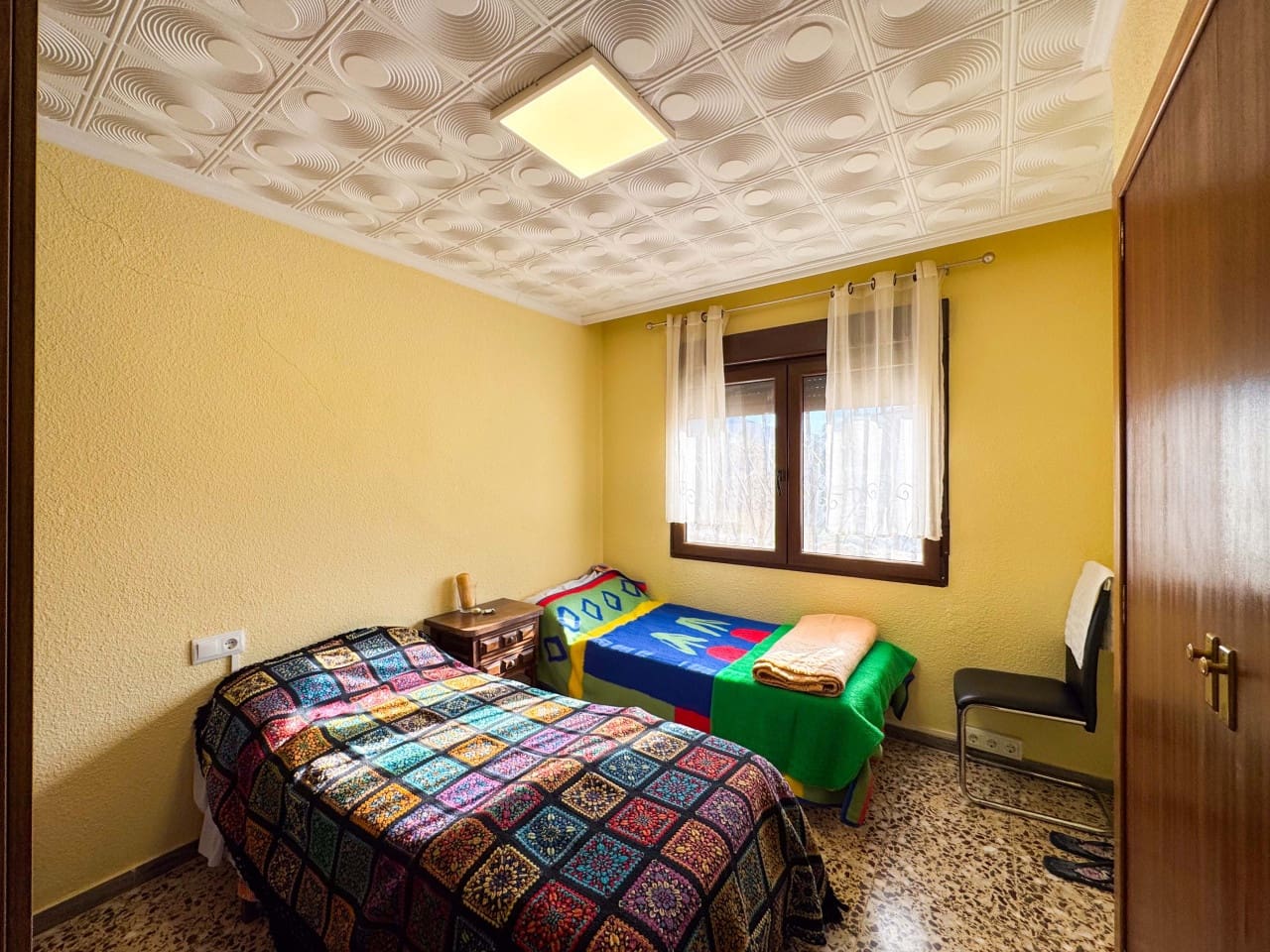 Chalet de 6 habitaciones en Elda en venta con piscina - 545.000 € (Ref: 9578174)