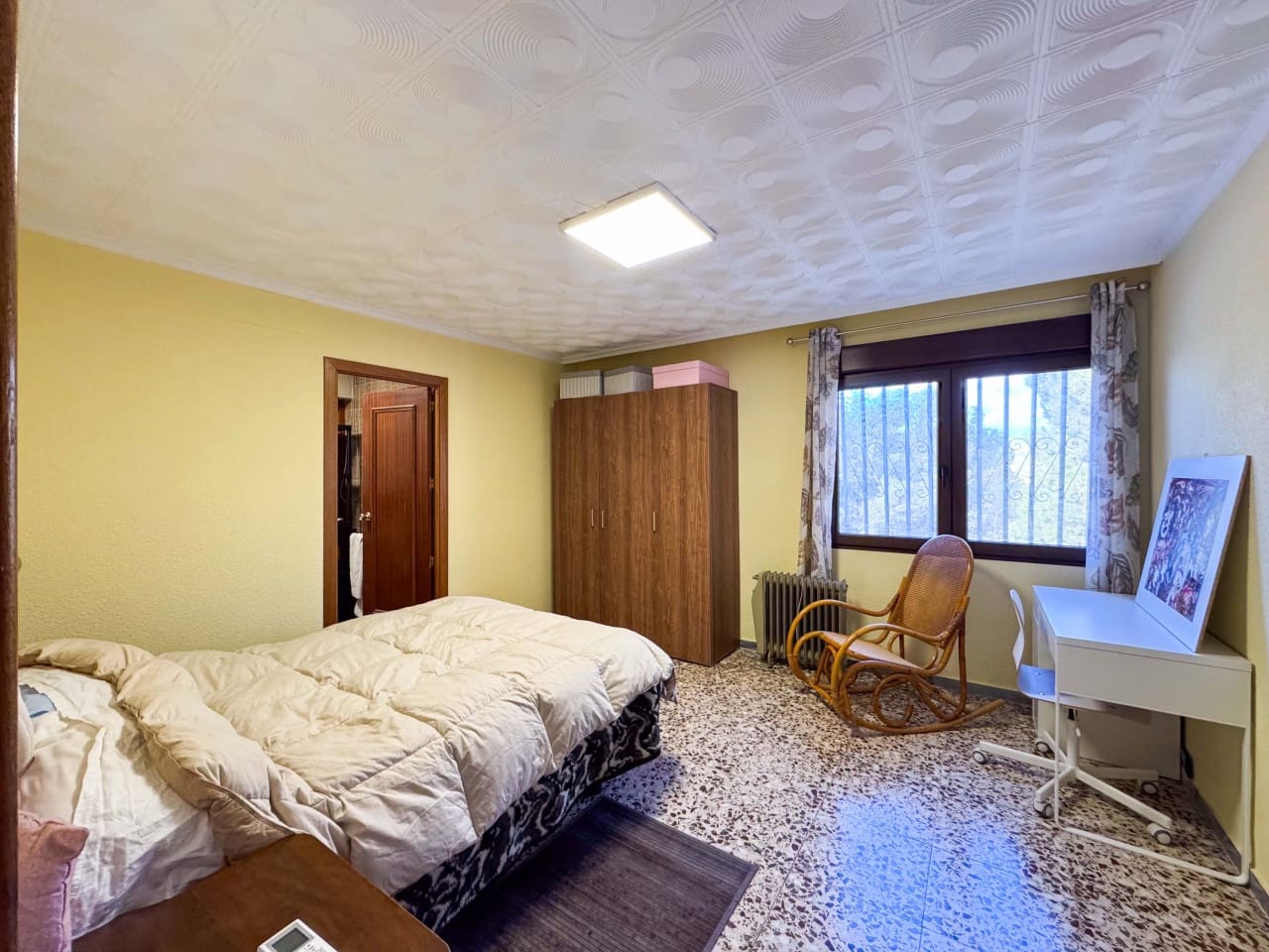 Chalet de 6 habitaciones en Elda en venta con piscina - 545.000 € (Ref: 9578174)