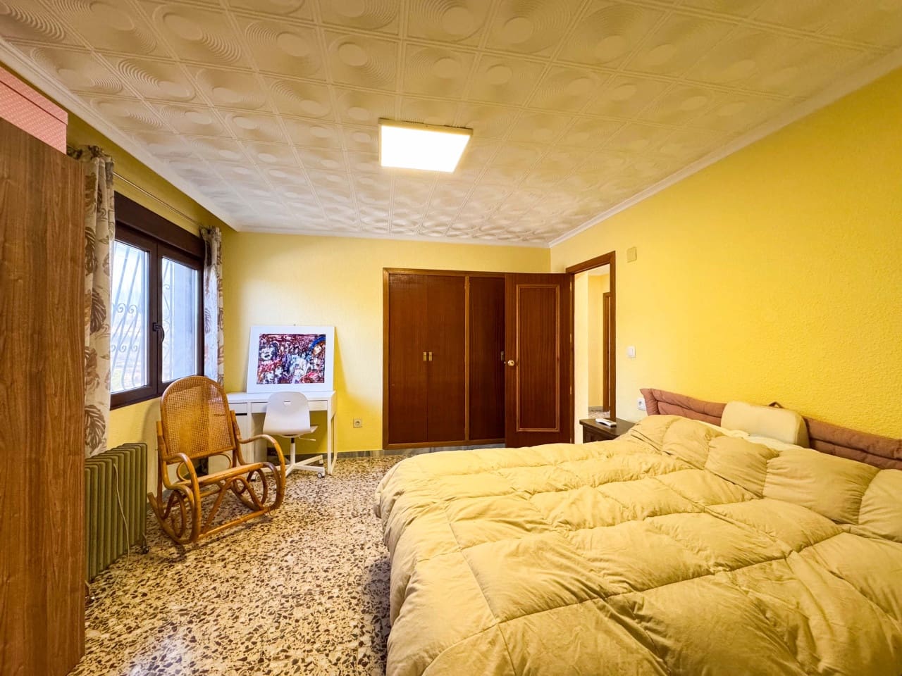 Chalet de 6 habitaciones en Elda en venta con piscina - 545.000 € (Ref: 9578174)