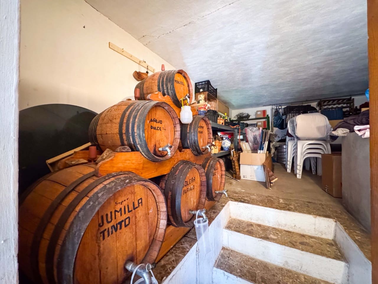 Chalet de 6 habitaciones en Elda en venta con piscina - 545.000 € (Ref: 9578174)