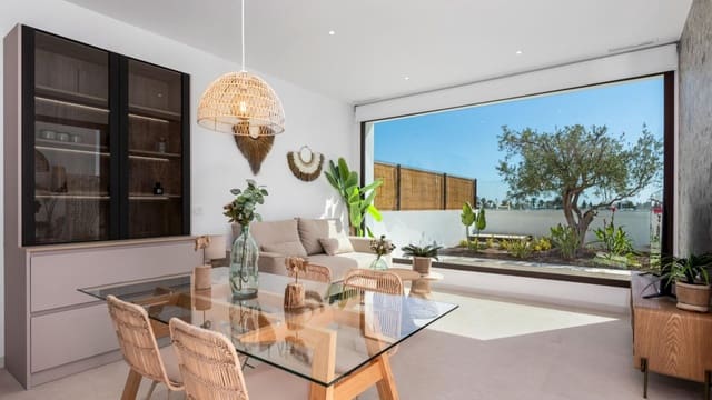 3 makuuhuone Huvila myytävänä paikassa Las Lomas de Rame - Bahía Bella, Los Alcázares mukana uima-altaan 
autotalli - 559 900 € (Ref: 9585956)