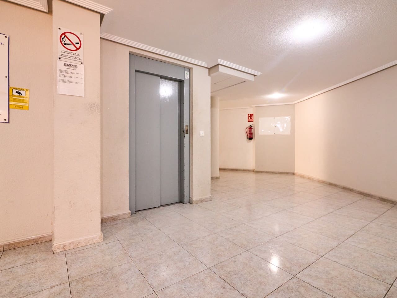 2 quarto Apartamento para venda em Torrevieja com piscina - 128 000 € (Ref: 9593304)