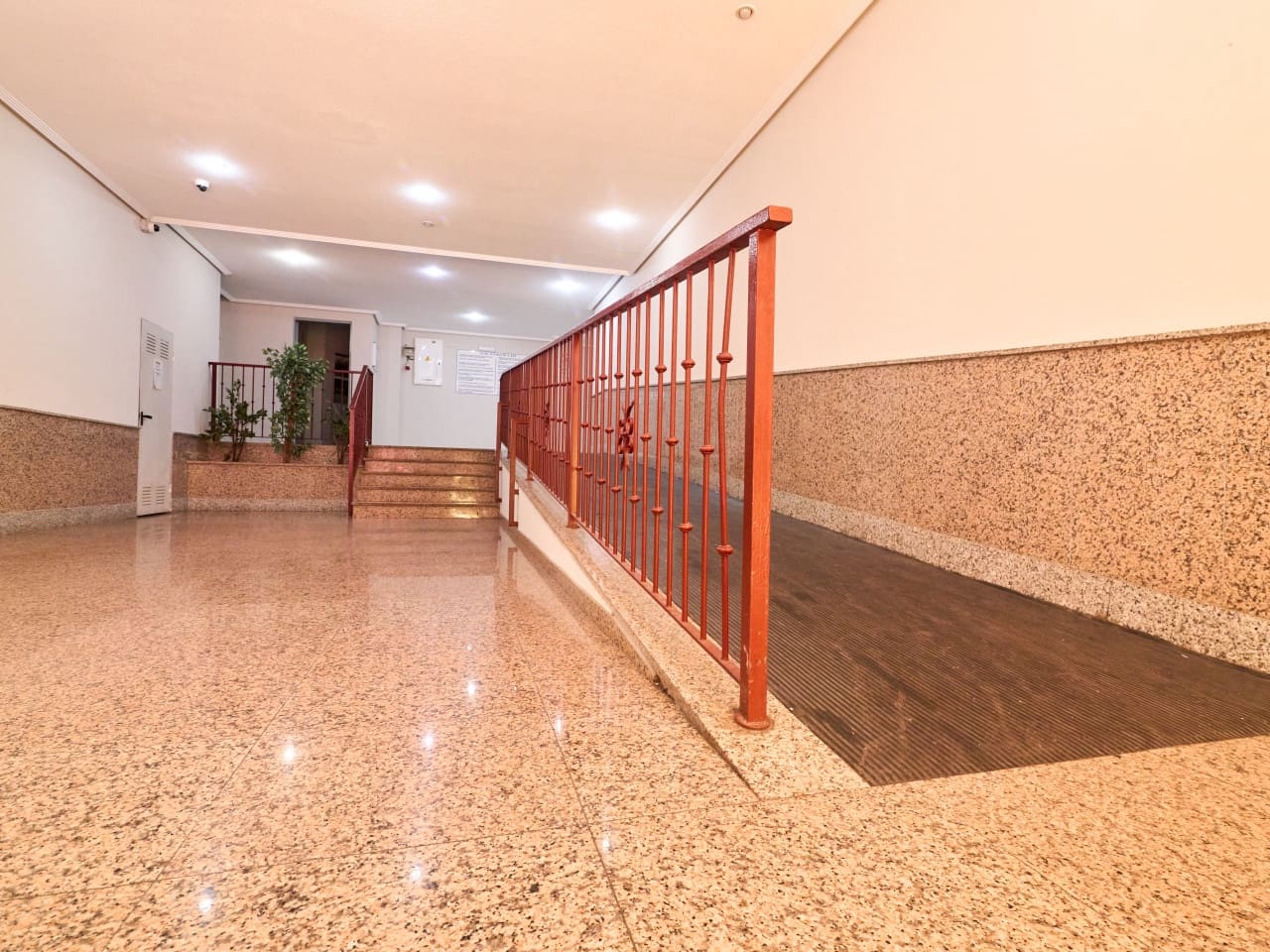 2 quarto Apartamento para venda em Torrevieja com piscina - 128 000 € (Ref: 9593304)