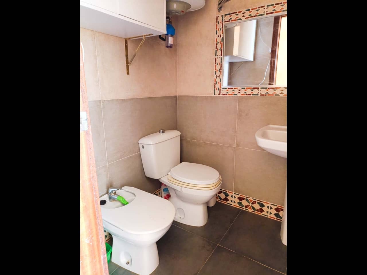 1 Zimmer Apartment zu verkaufen in Torrevieja mit Pool - 110.000 € (Ref: 9593305)