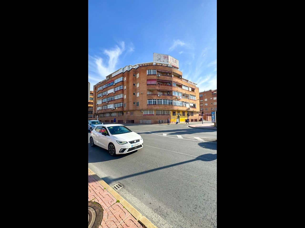 1 Zimmer Apartment zu verkaufen in Torrevieja mit Pool - 110.000 € (Ref: 9593305)