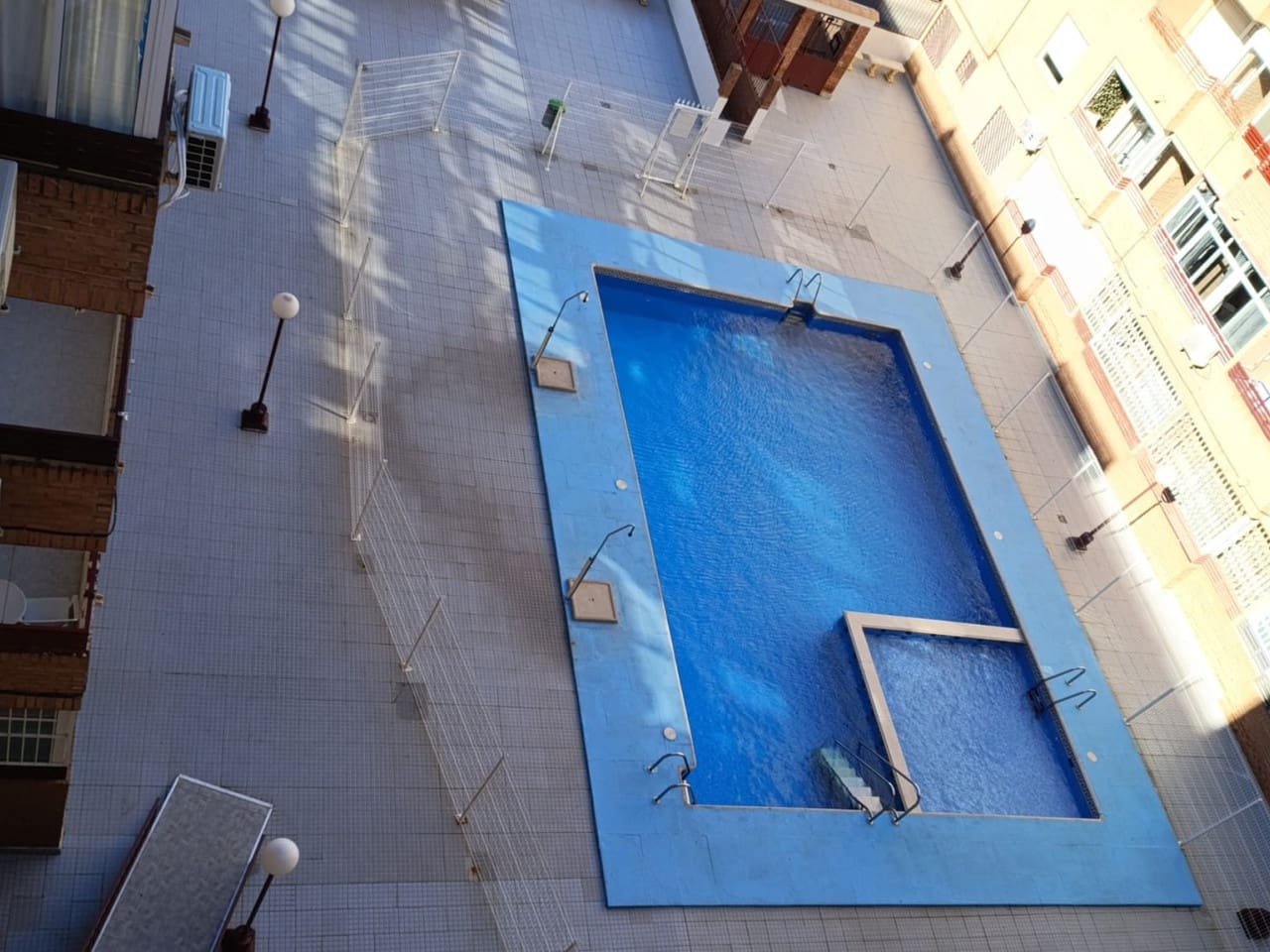1 Zimmer Apartment zu verkaufen in Torrevieja mit Pool - 110.000 € (Ref: 9593305)