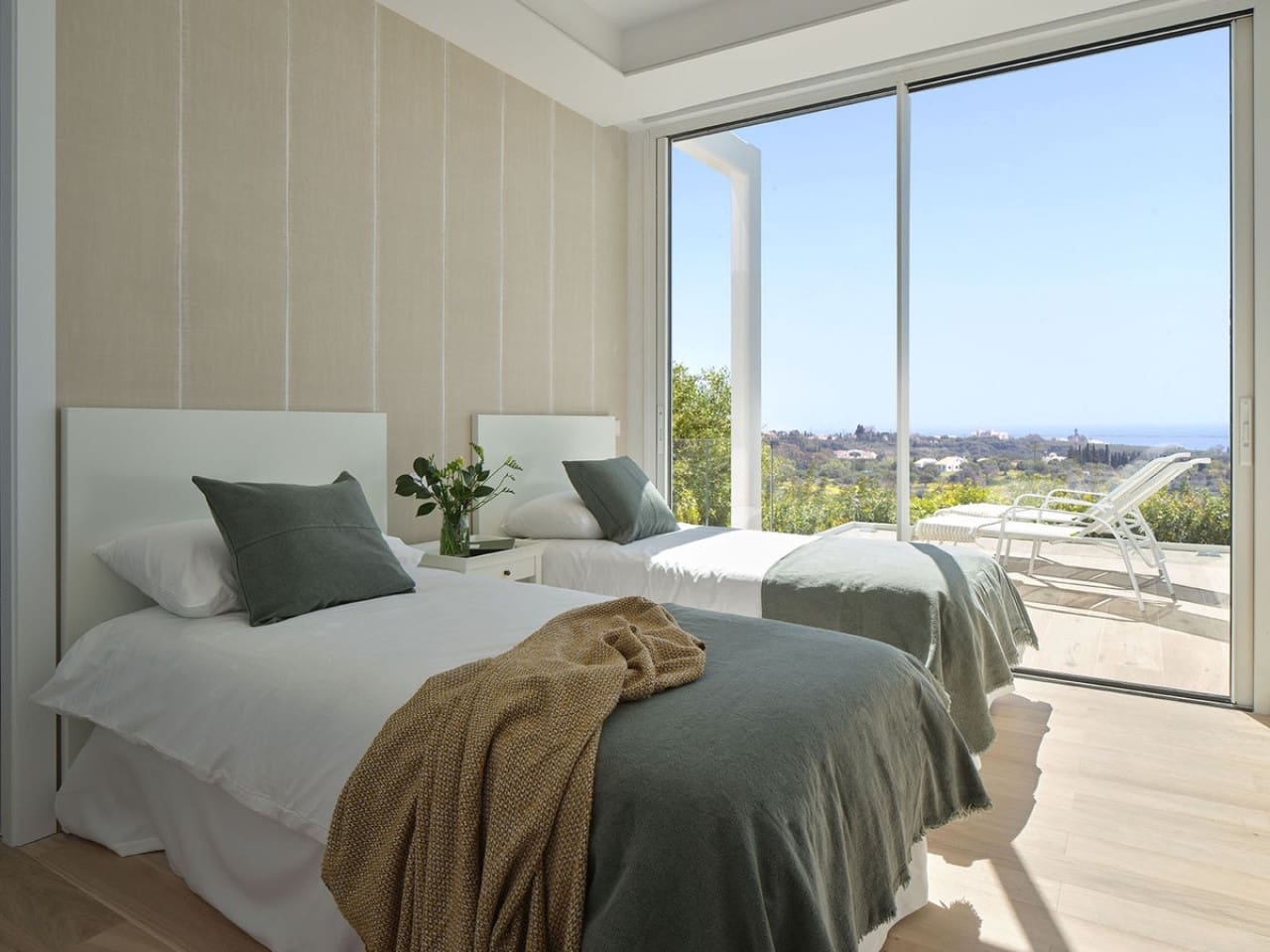 4 soverom Villa til salgs i Marbella med svømmebasseng - € 1 950 000 (Ref: 9598343)