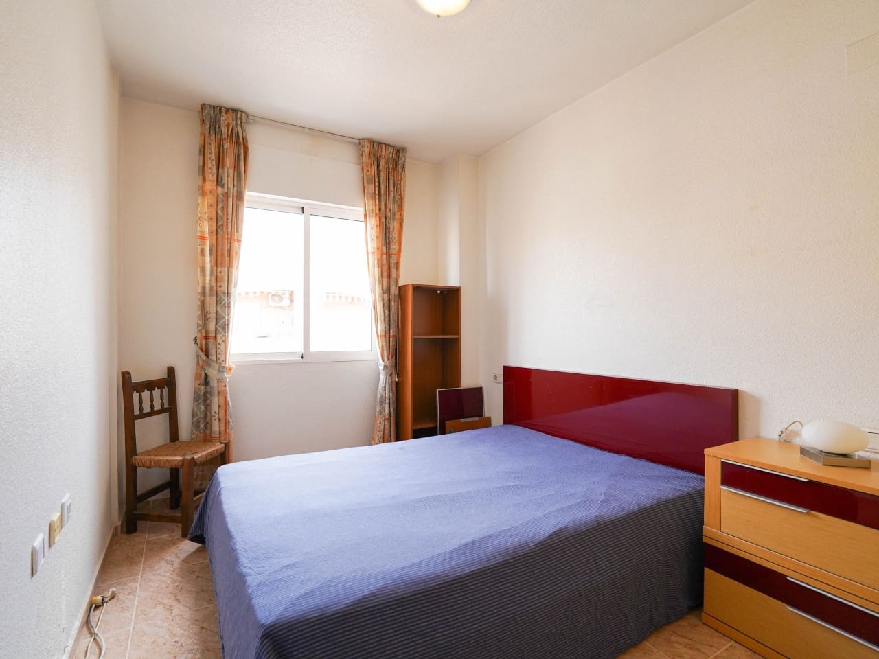 2 sovrum Lägenhet till salu i Torrevieja med pool - 129 000 € (Ref: 9603444)