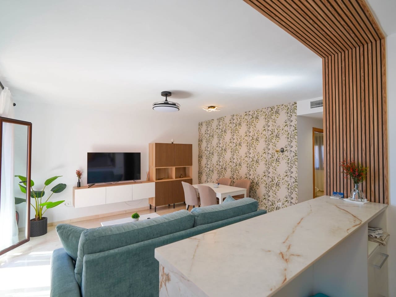 2 slaapkamer Appartement te koop in Estepona met zwembad garage - € 365.000 (Ref: 9604561)