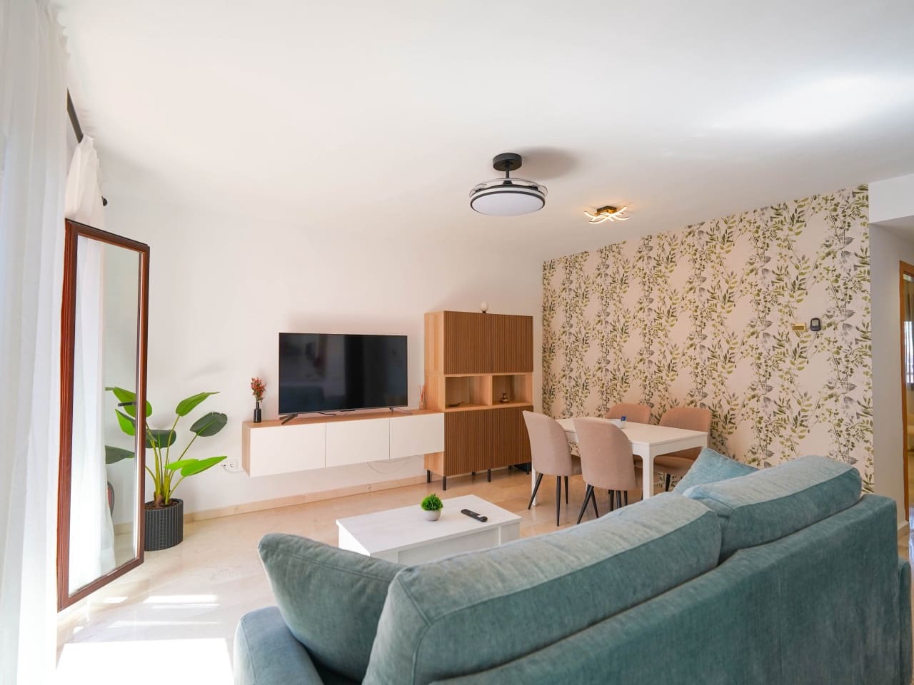 2 slaapkamer Appartement te koop in Estepona met zwembad garage - € 365.000 (Ref: 9604561)