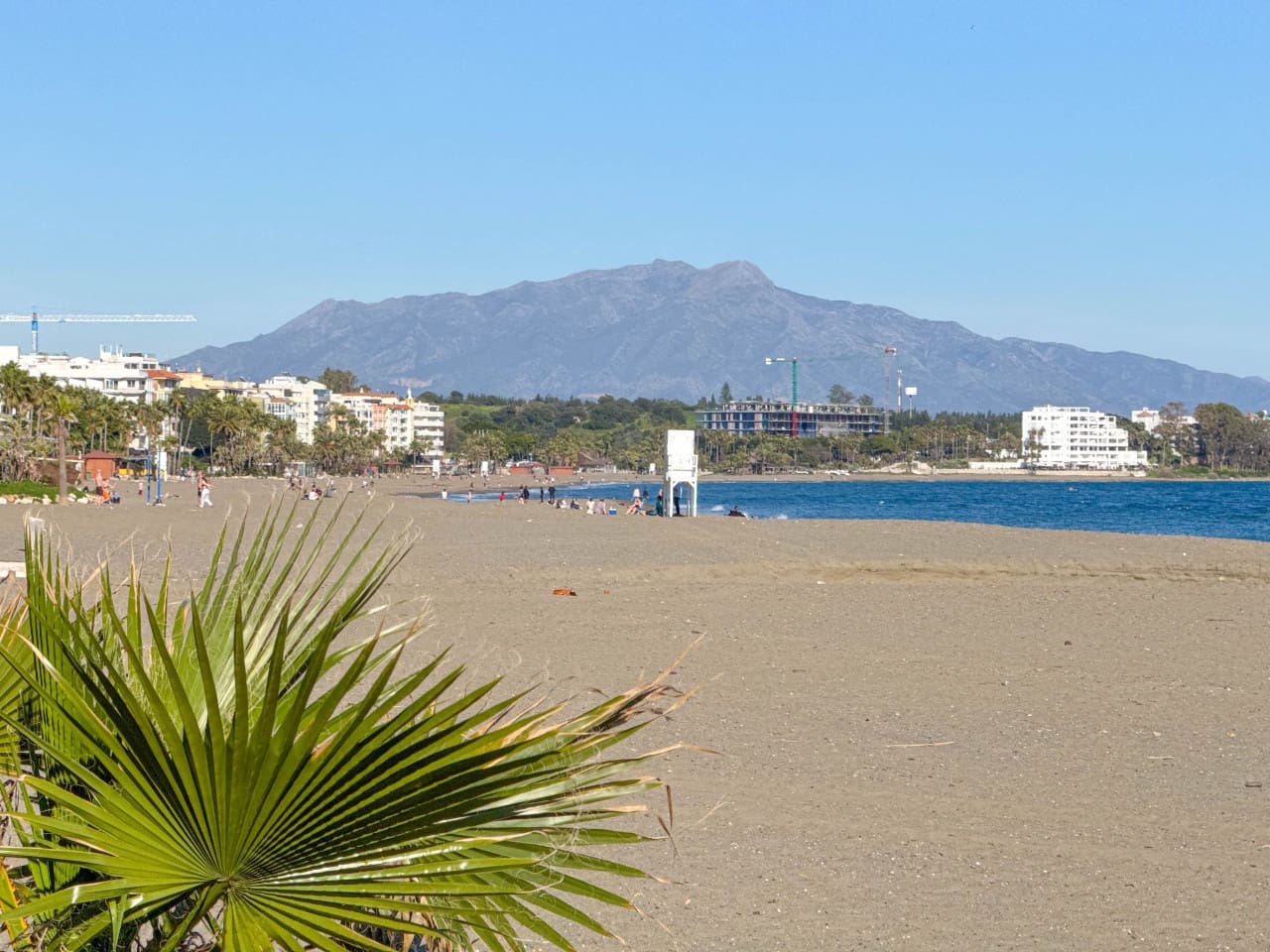 2 slaapkamer Appartement te koop in Estepona met zwembad garage - € 365.000 (Ref: 9604561)